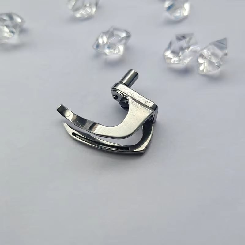 Y68217 Looper For Four Needles - Sewing Production recension och pris
